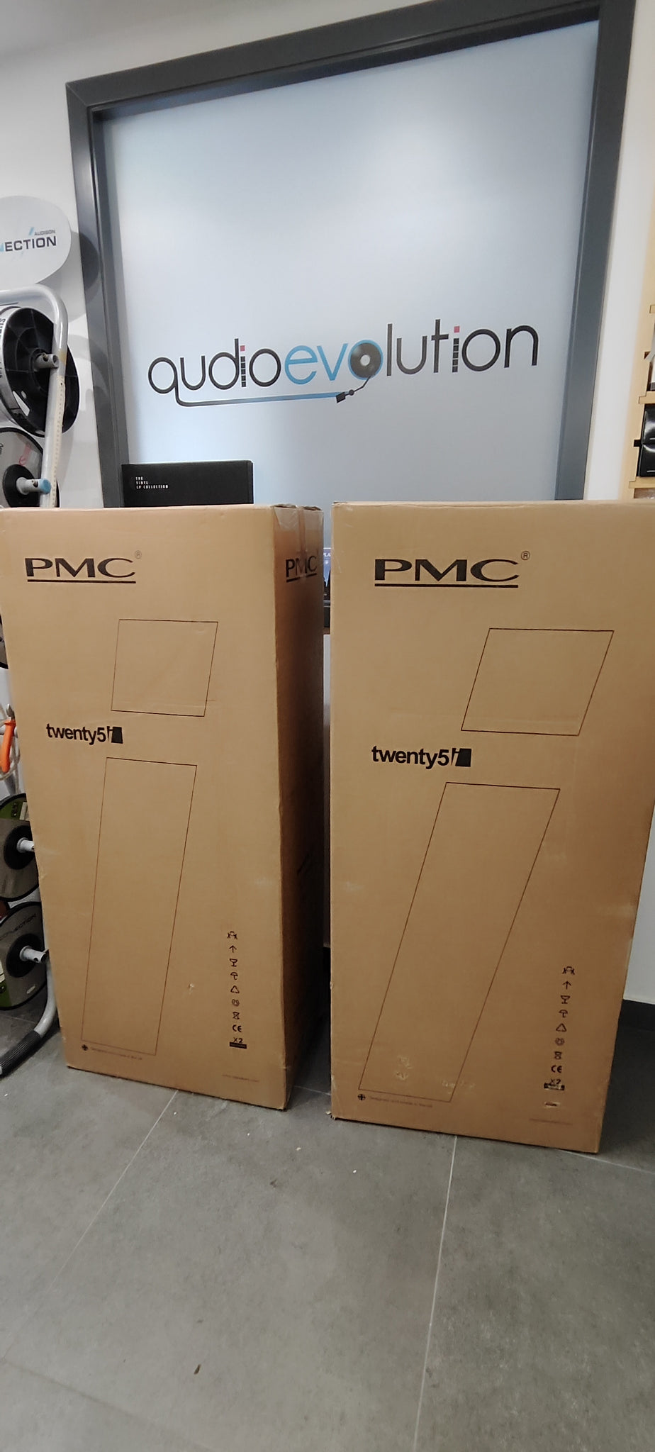 PMC twenty 5.24i noce coppia diffusori