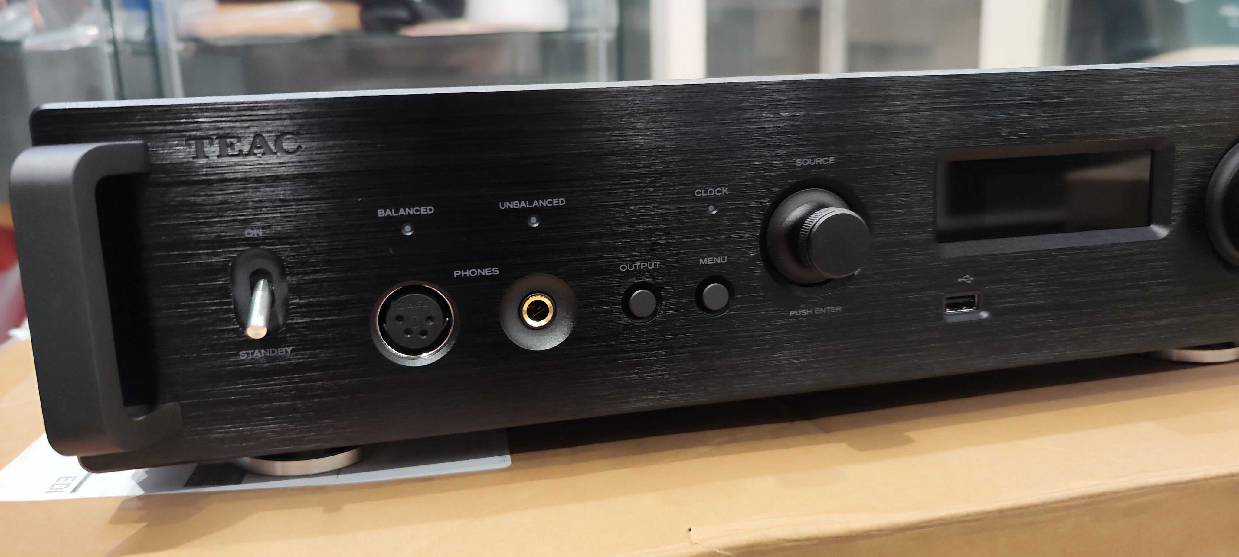Teac UD-701N nero convertitore e lettore di rete EX-DEMO