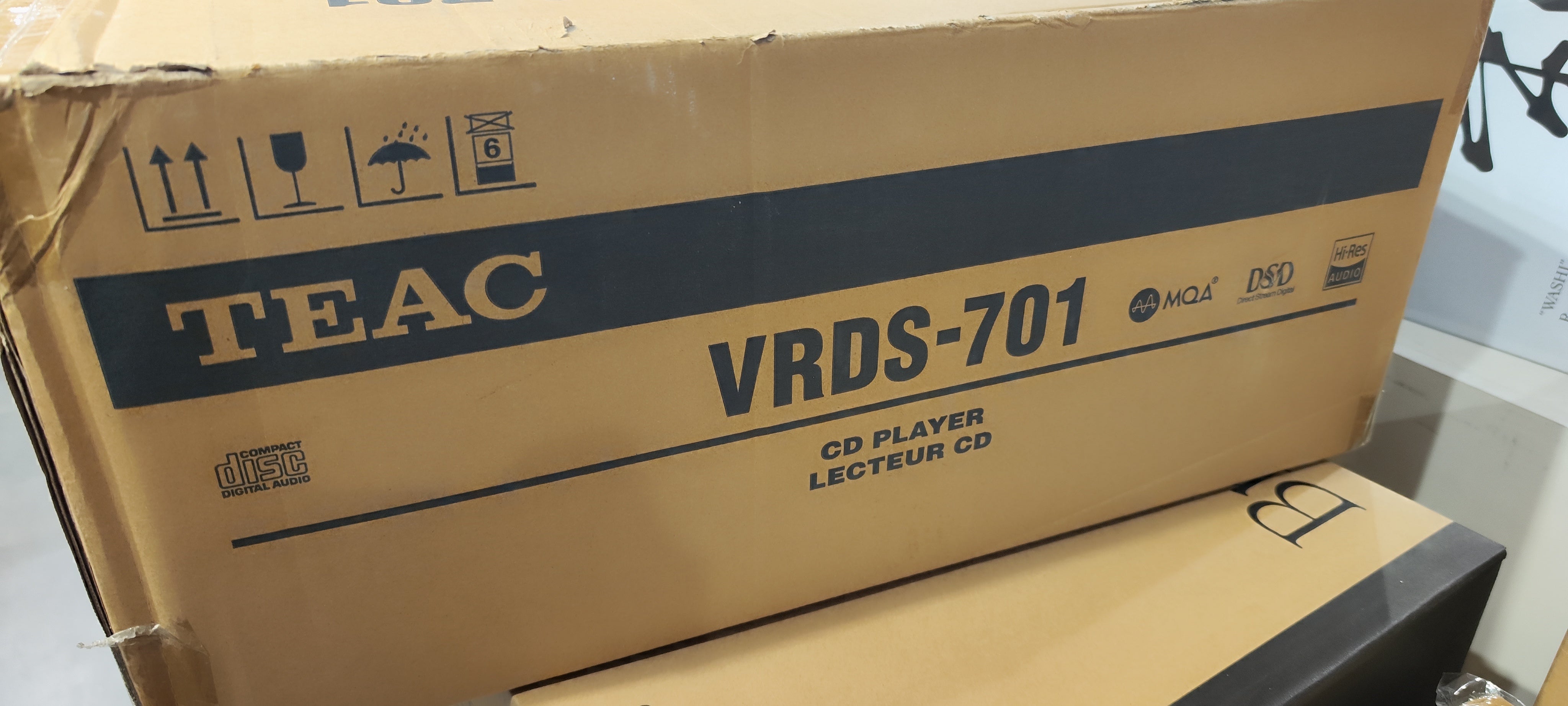 Teac VRDS701 nero lettore cd con dac hifi da esposizione