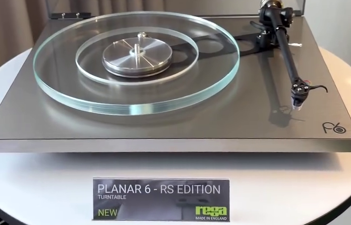 Rega Planar 6 RS Edition giradischi completo di testina ND9