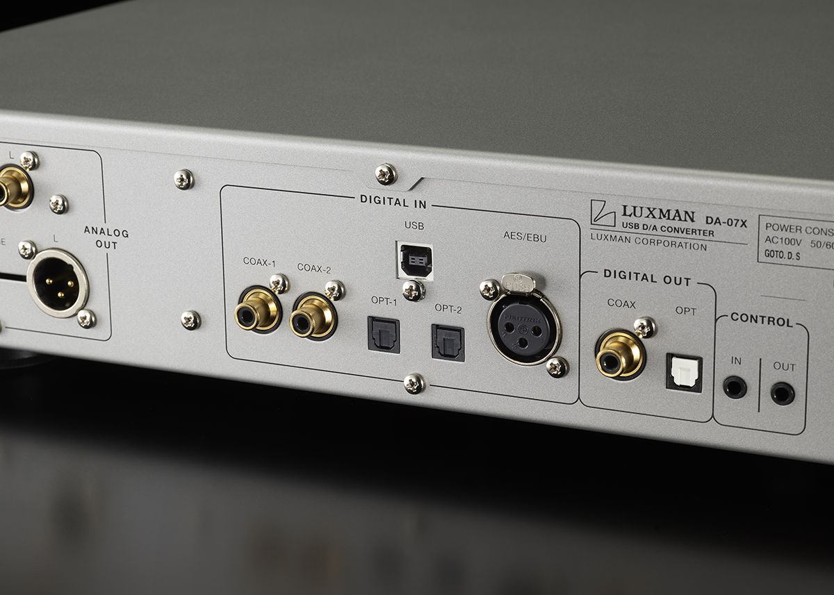 Luxman DA-07X Convertitore Digitale-Analogico Hi-End