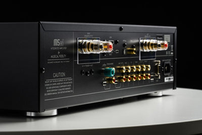 Musical Fidelity M5xi nero amplificatore 2 canali 160 watt