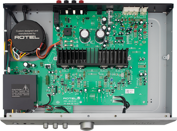 Rotel A8 nero amplificatore 2 canali classe AB con telecomando