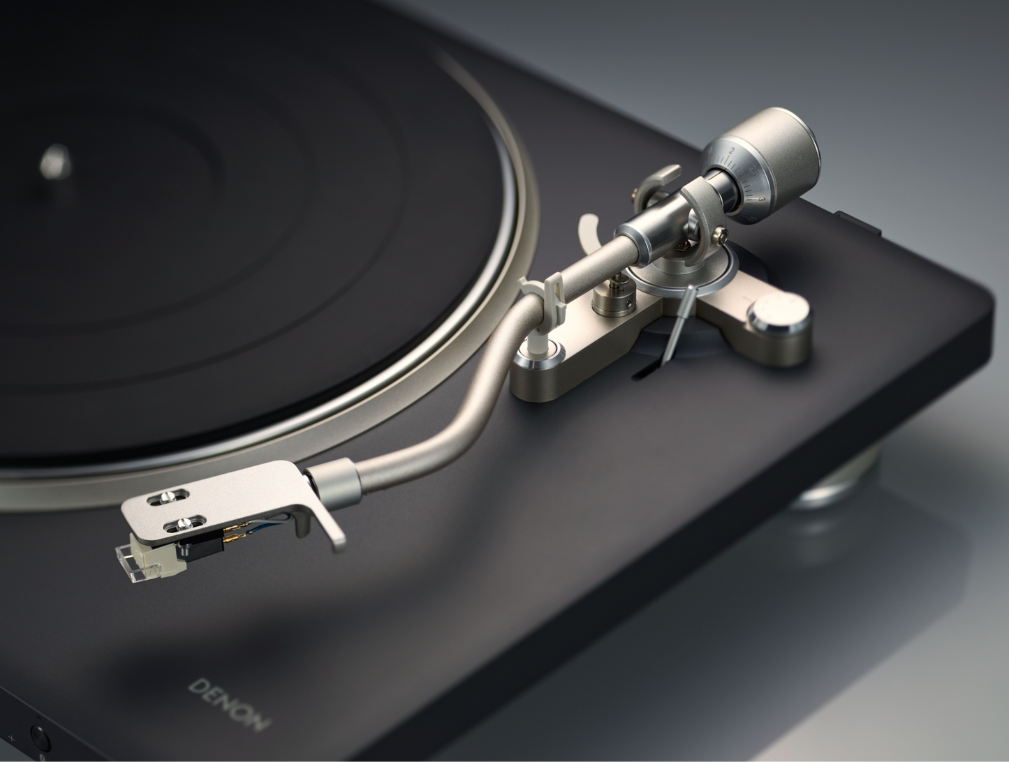 Denon DP-500BT giradischi semi-automatico con bluetooth