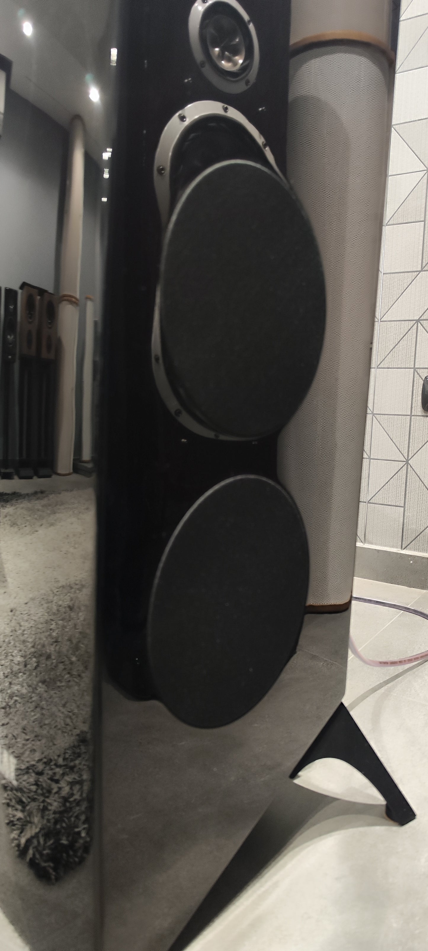 Elac Concentro S 507.2 nero laccato diffusori 3 vie EX DEMO