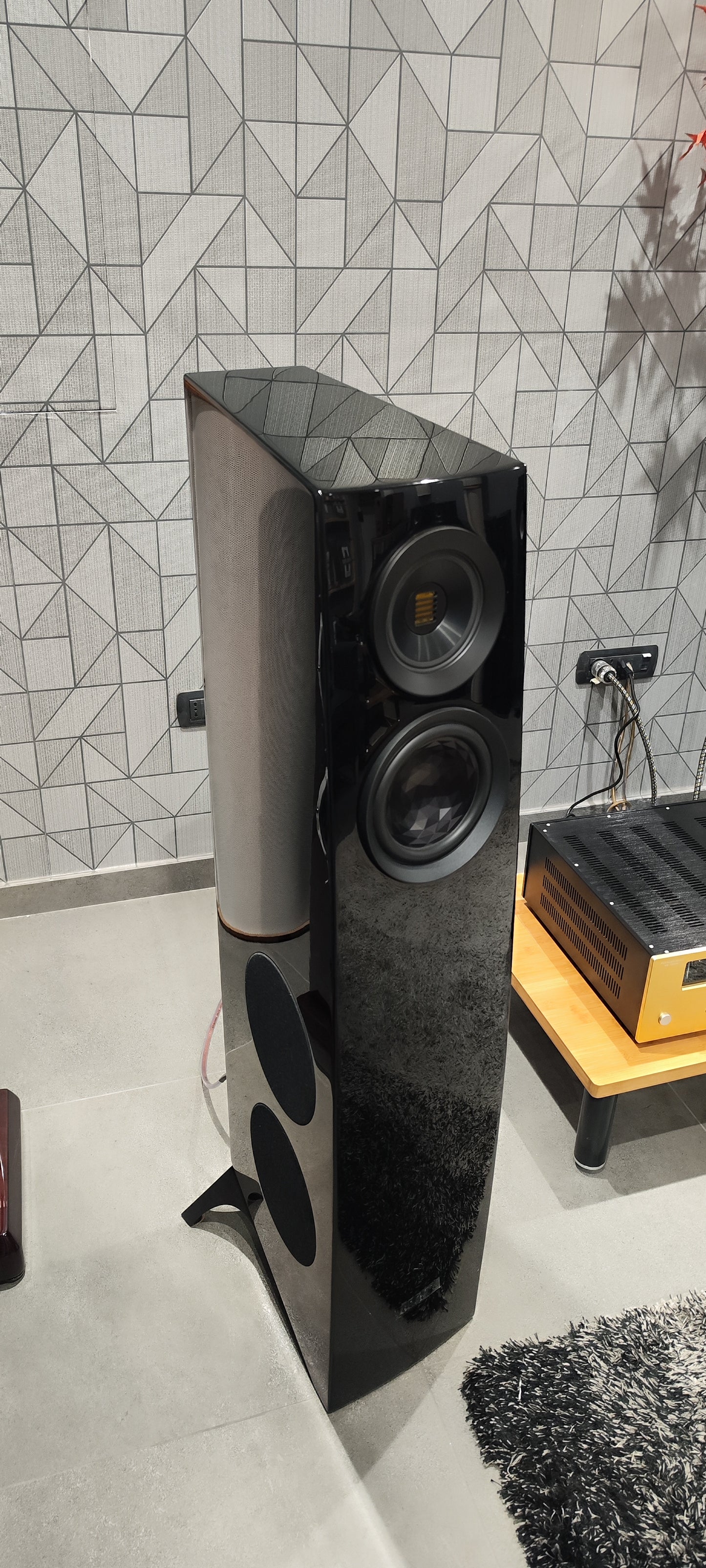 Elac Concentro S 507.2 nero laccato diffusori 3 vie EX DEMO