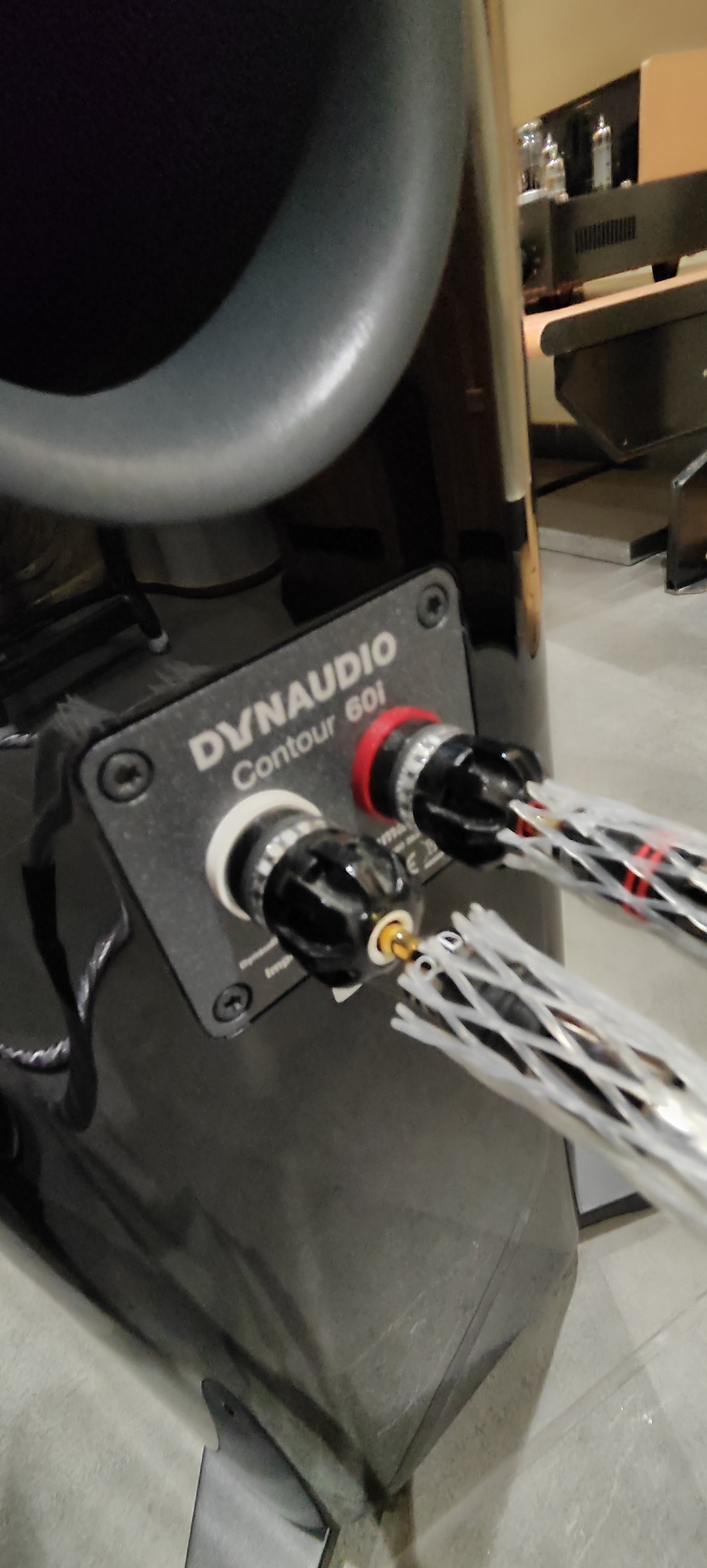 Dynaudio contour 60i diffusori 3 vie diffusori usati