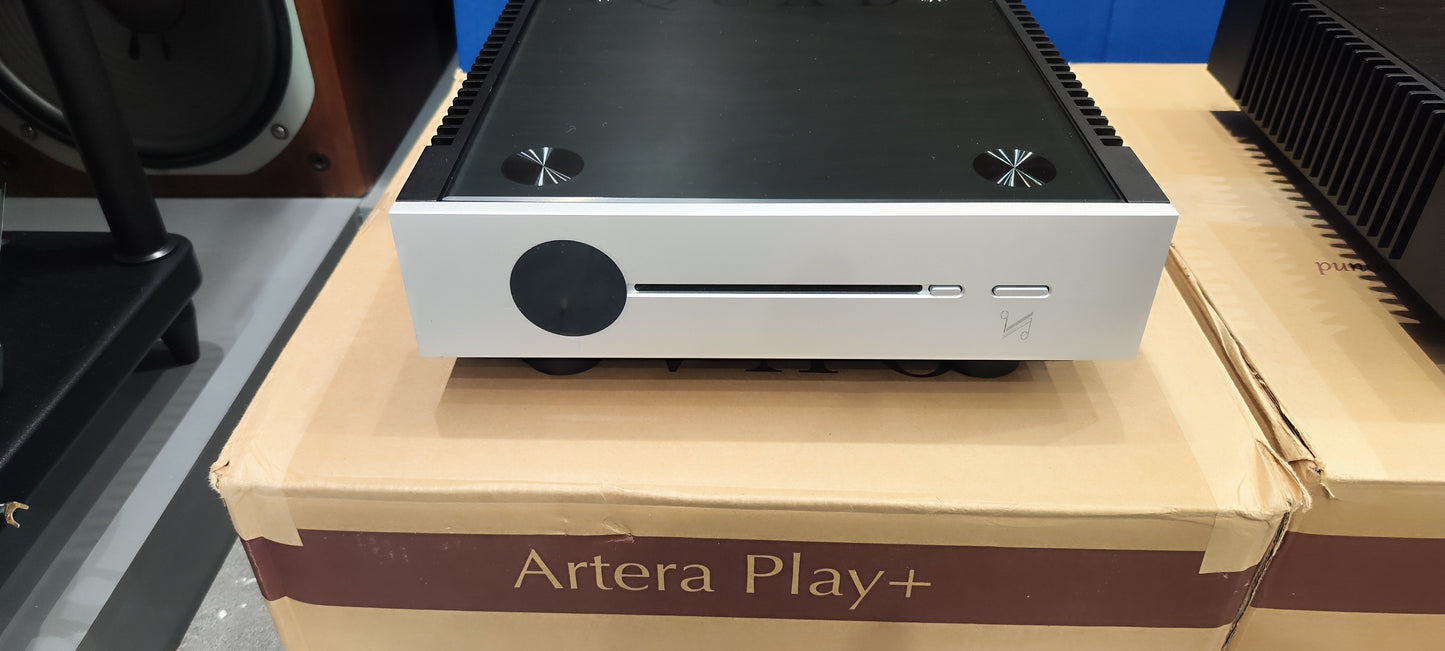 Quad Artera Pre + finale stereo + play+ USATI