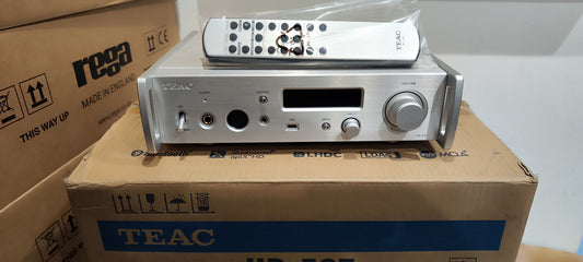 Teac UD-507 silver DAC Bilanciato con Uscita Cuffia ad Alte Prestazioni EX-DEMO