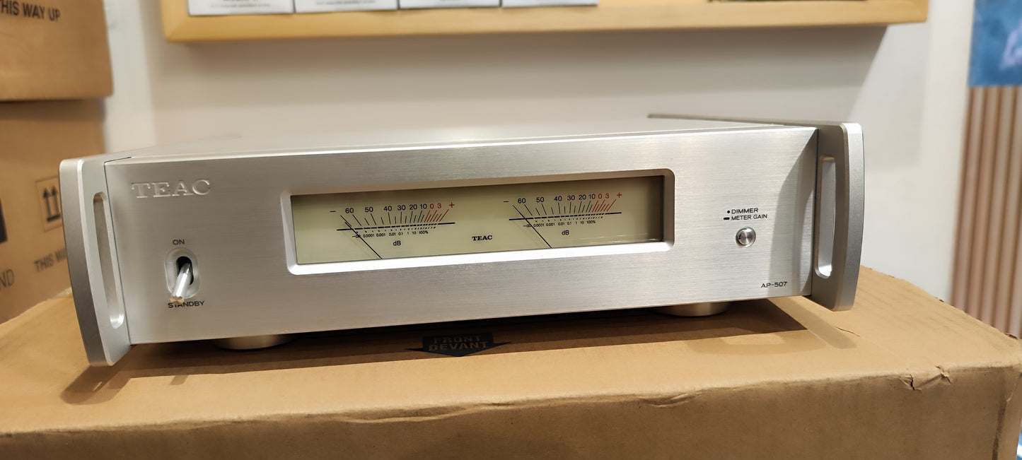 Teac AP-507 silver finale di potenza compatto 2x115 watt Ex-DEMO