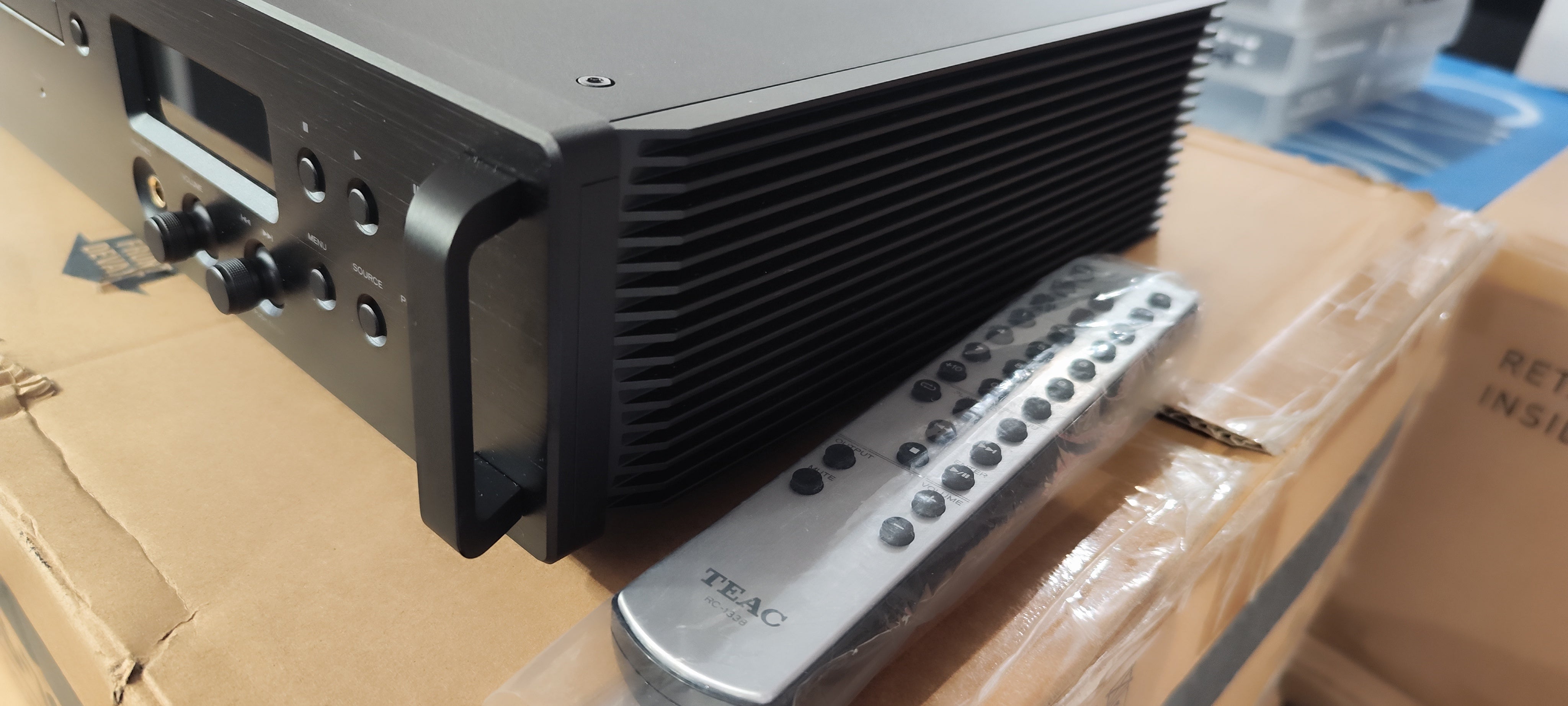 Teac VRDS701 nero lettore cd con dac hifi da esposizione
