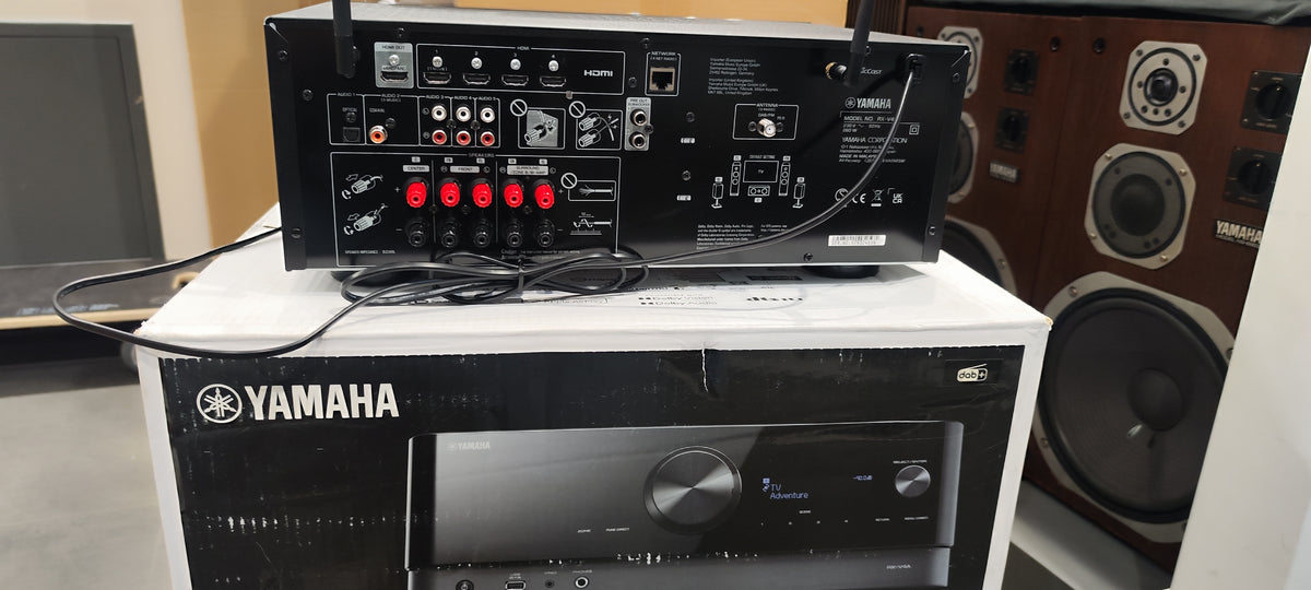 Yamaha Rx-V4a sintoamplificatore 5.2 ex-demo