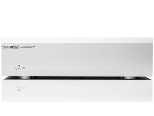 Musical Fidelity BPC5 silver Condizionatore di rete bilanciato 4 uscite su 2 zone