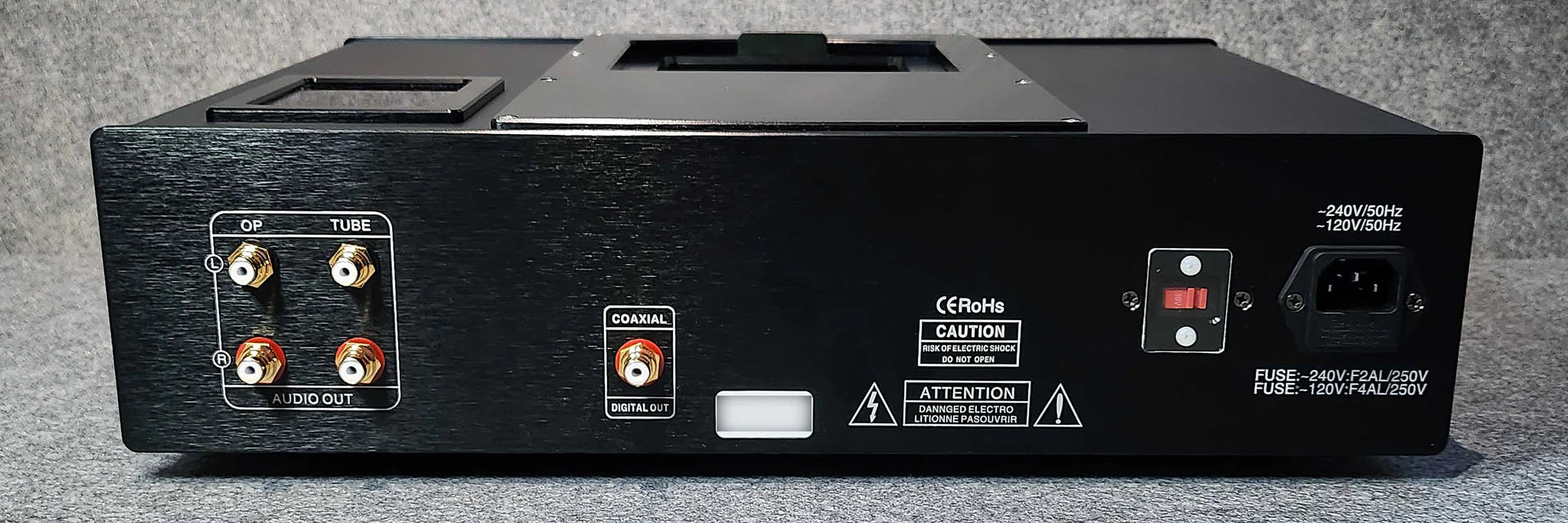 PIER AUDIO 880SE GOLD lettore CD con uscita valvolare 12AU7 EX-DEMO