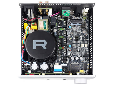 Rotel DX5 silver amplificatore integrato con DAC ESS Sabre ES9039Q2M