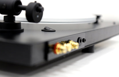 New Horizon 121 nero giradischi a telaio rigido  testina MM AudioTechnica AT-3600L coperchio