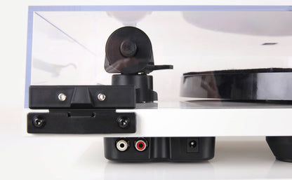 Rega Planar 1 plus bianco satinato giradischi completo di testina e coperchio