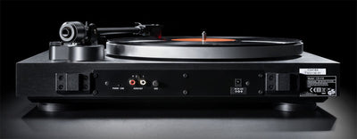 Dual CS 418 Giradischi con trazione a cinghia con plinto in MDF